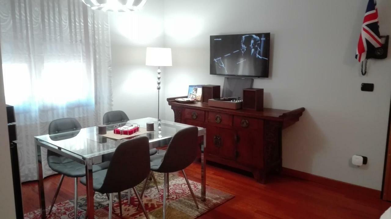 Camera Con Vista Este Apartment Exterior photo